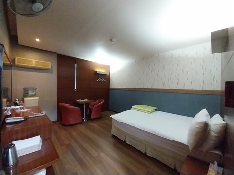 울산 달동 리츠 RITZ