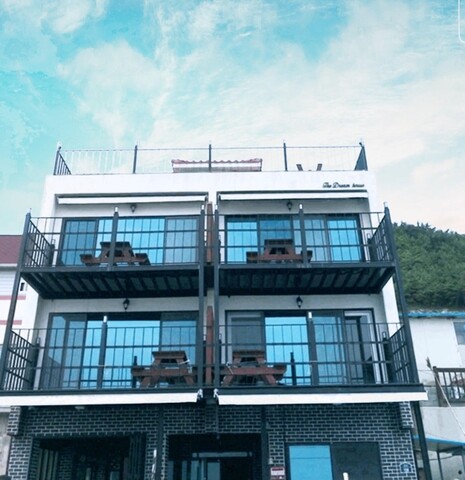 울진 더드림 하우스펜션