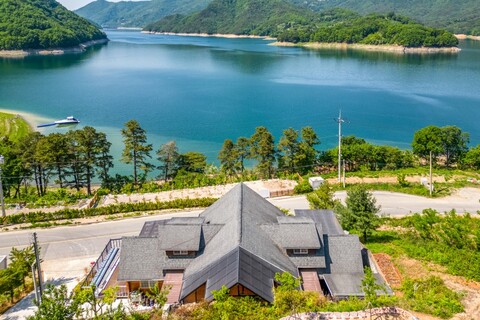충주 충주호반펜션