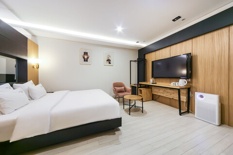 김해 어방동 호텔스테이 247