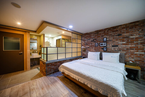 부산 범천동 Q5