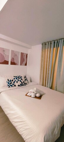 AZURE FAMILY HOMESTAY NEAR MALL & CLARK