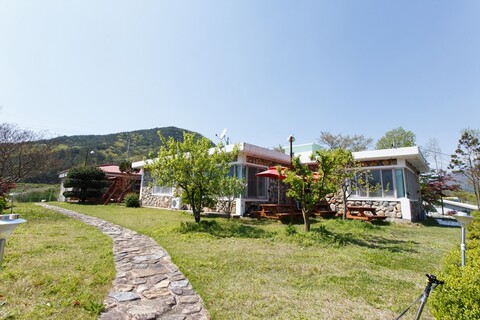 청도 강변돌고래펜션