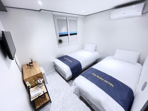 서울 명동 더로드펜션