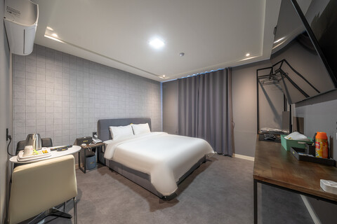 화성 호텔 에이엠(HOTEL AM)