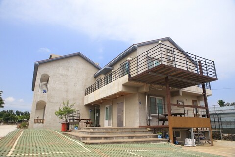 서귀포 산방산탄산온천펜션