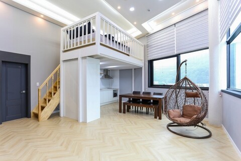 통영 아스라이펜션