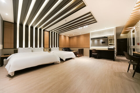 포항 대잠동 Hotel BOM