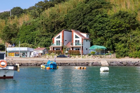 통영 리베르떼펜션민박