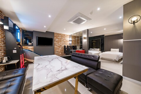 용인 호텔 문라이즈