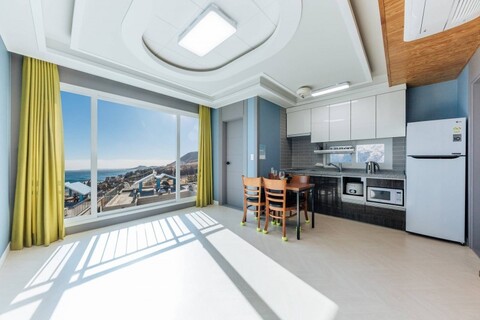 영덕 블루시티펜션