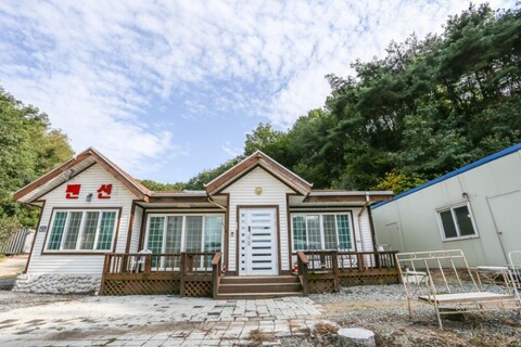 안동 홀스파크펜션