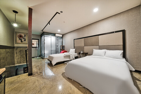 전주 산정동 돈키호테 드라이브인