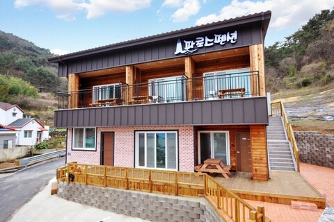 통영 파로스펜션