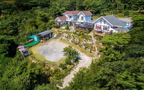 석모도(섬) 언덕위에하얀집펜션