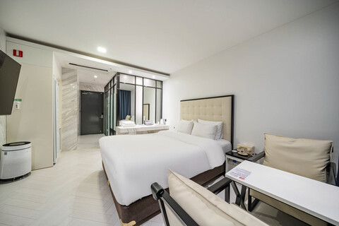 대구 동성로 호텔 라벨라