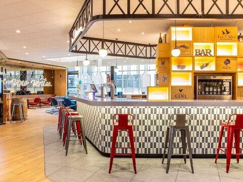 이비스 파리 CDG 에어포트