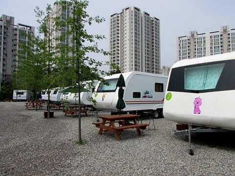 시흥 작은쉼터캠핑장&카라반