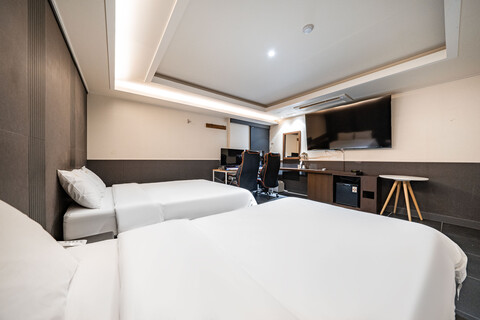 수원(인계동) HOTEL DS