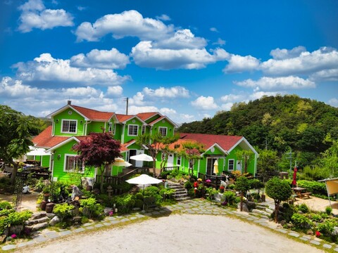 철원 마로니에펜션