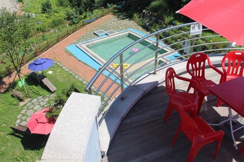 단양 삼둥지스테이펜션