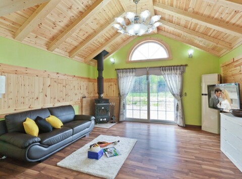 산청 너와나펜션