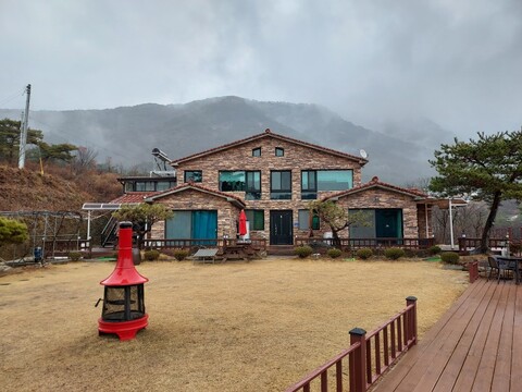 제천 리비에라펜션
