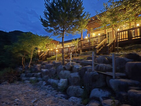 강릉 소금강냇물소리펜션