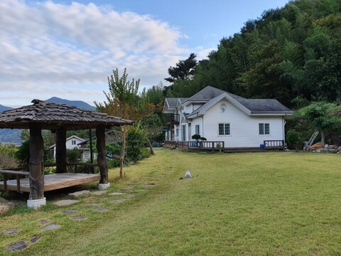 구례 산마루펜션