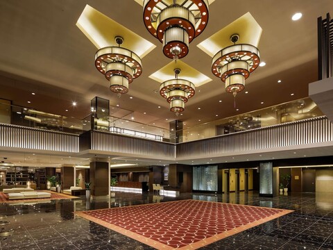 그랜드 메르쿠르 레이크 하마나 리조트 & 스파