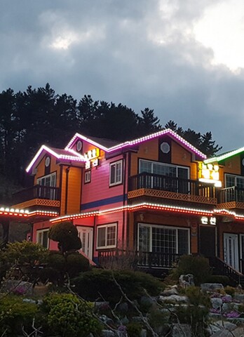 울진 노란뜰펜션