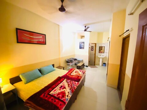 Negi Lodge Chandigarh 