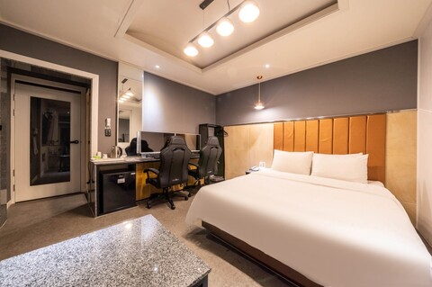 청주 호텔 로아 (HOTEL ROA)