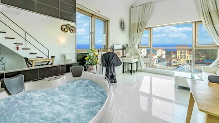 강릉 경포씨앤뷰펜션