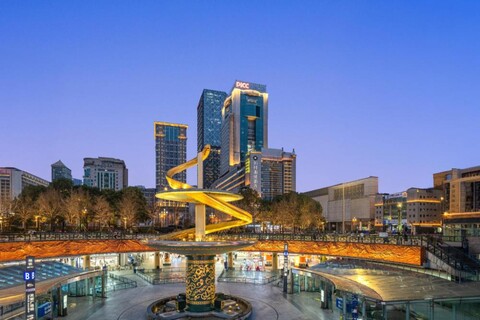 Rushi (Chaowa) Hotel  - Chengdu Chunxi Road Tianfu Square Subway Station