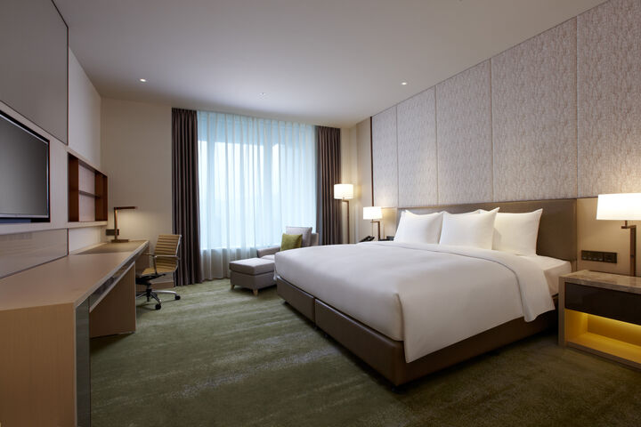 room detail thumbnail 1