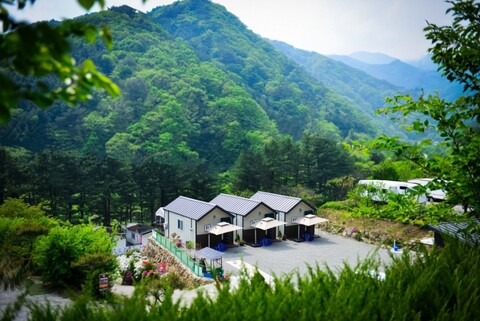 가평 명지산계곡스테이펜션