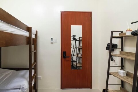 2BR Holiday Home in Dauis Panglao with Pool & Netflix