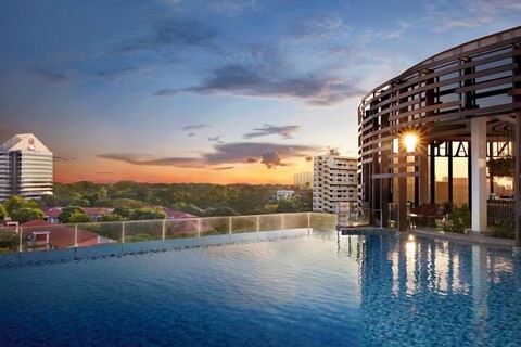 모멘투스  호텔  알렉산드라