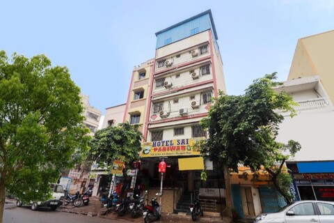 HOTEL O SAI PARIWAR HOTEL
