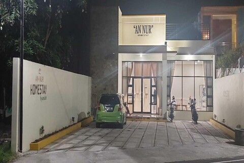 Capital O 93489 An Nur Homestay Syariah