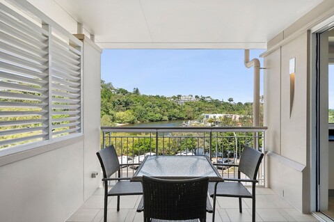 헤이스팅스 스위트 바이 스테이 누사