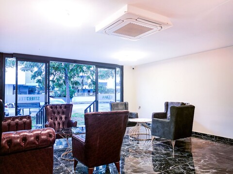 라라 스트리트 호텔