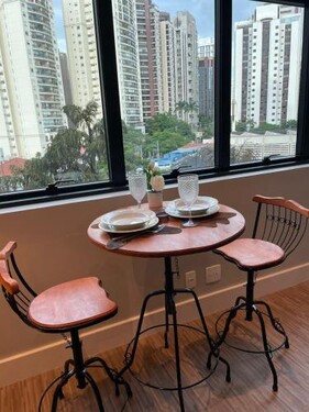 Confort Hotel Av Ibirapuera - Piscina e Academia