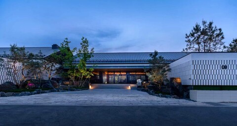 베이징 완리 이피아오 코트야드 온천 리조트