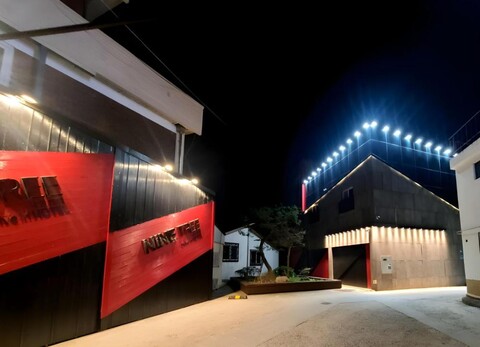 나인트리 드라이브 인 호텔