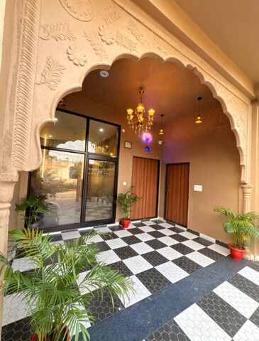 제이 암베이 나타타 모드 델리 로드