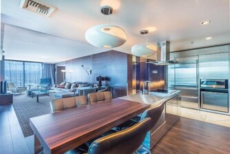 Gorgeous 2 Bedrooms 33rd floor w Balcony