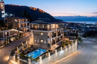 Vivere Suites