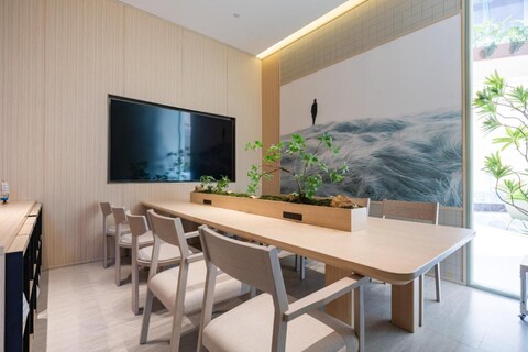 Shi Yueting | Arts Media Hotel (Shenzhen Longgang, Universiade Center, Shengping Metro Station)